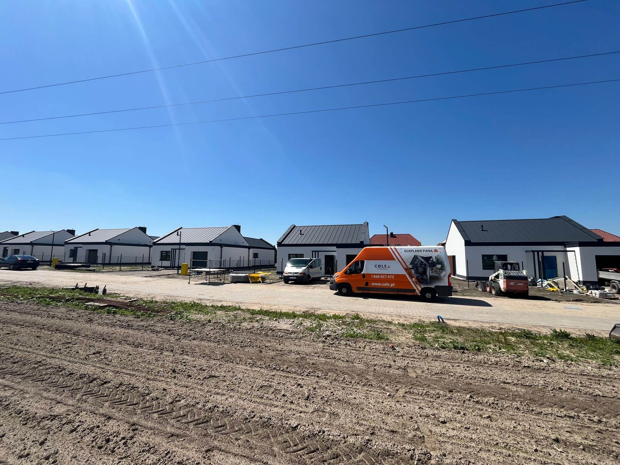 Ocieplenie pianką PUR w Iławie. Nowoczesna termoizolacja na Osiedlu przy Mieszka.